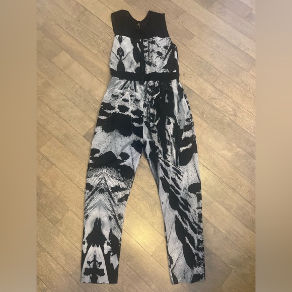 lumier by bariano jumpsuit black new with tag - Picture 2 of 2